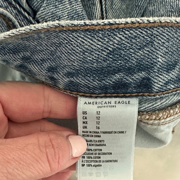 American Eagle Blue Mom Shorts - Picture 5 of 8